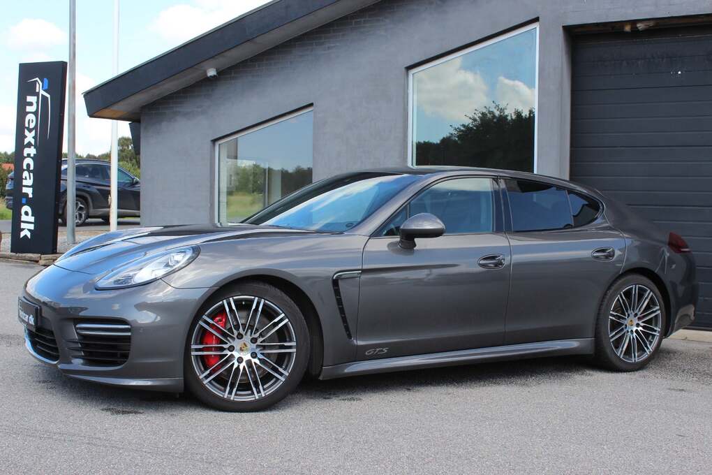 Porsche Panamera GTS