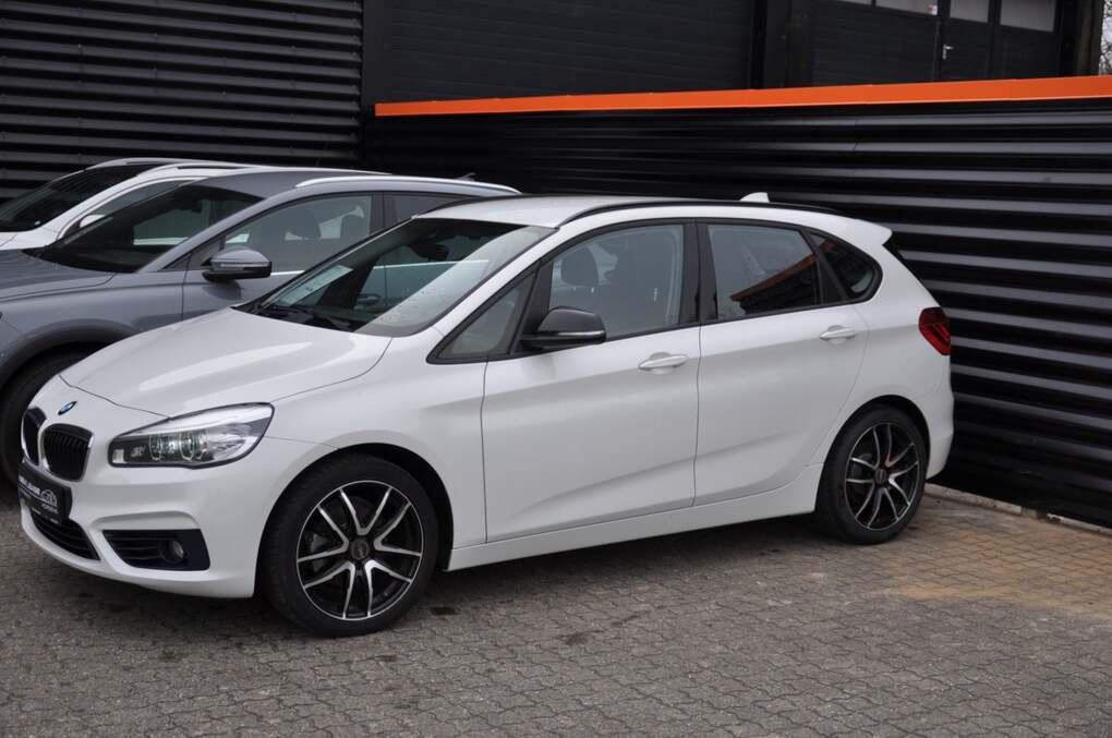 BMW 218d Active Tourer Advantage aut. - MPV Aut.