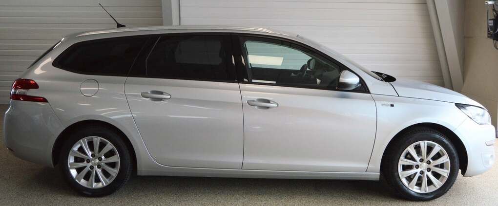 Peugeot 308 BlueHDi 120 Style SW EAT6 - St.car Aut.