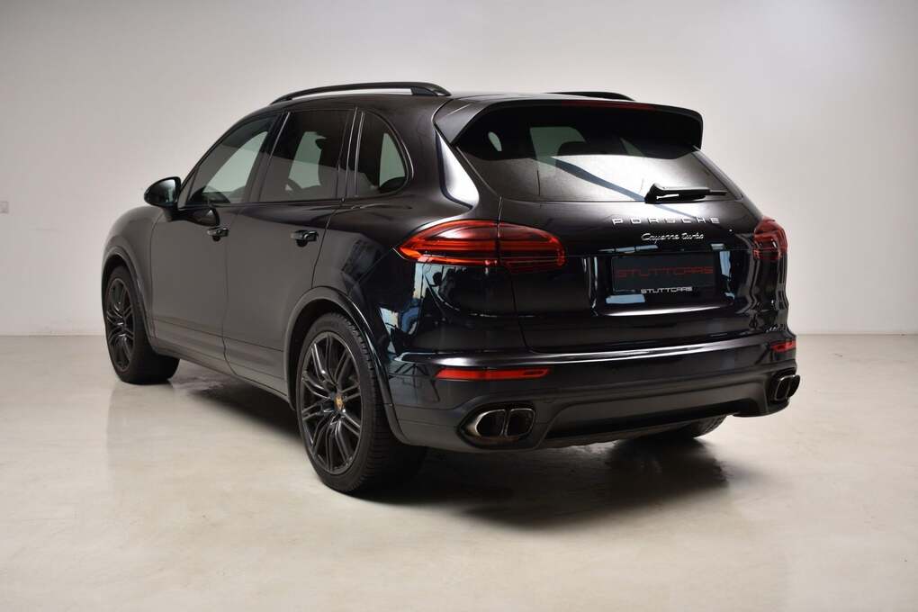 Porsche Cayenne Turbo Tiptr. - SUV 4x4 Aut.