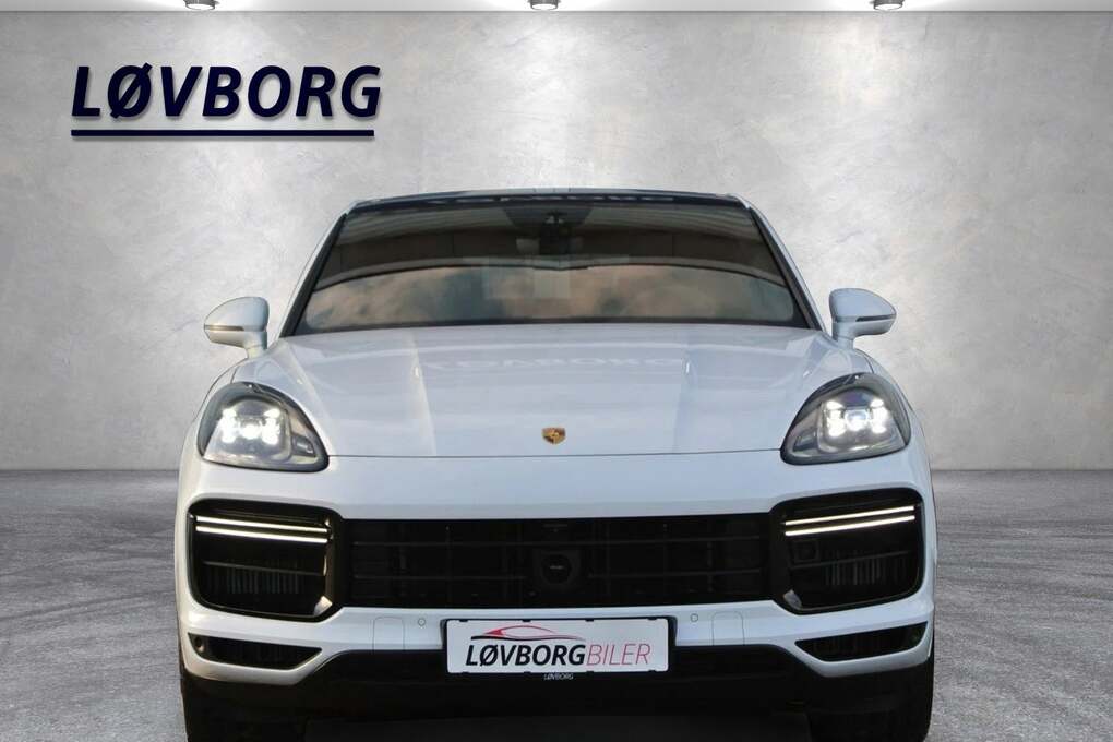 Porsche Cayenne Turbo Coupé Tiptr. - SUV 4x4 Aut.