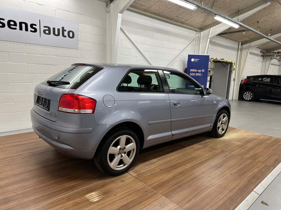 Audi A3 Ambiente - Halvkombi