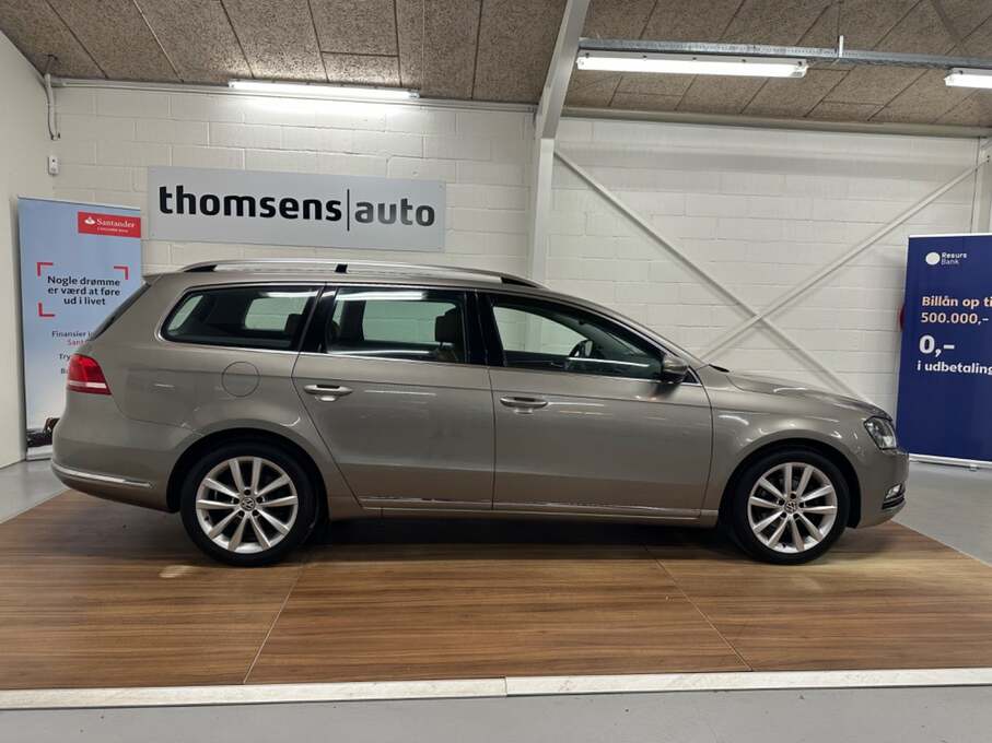 VW Passat TSi 210 Highline Variant - St.car